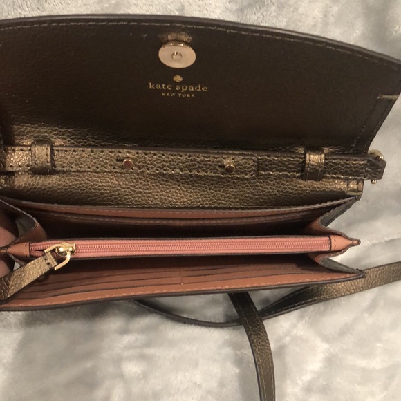 Kate Spade Crossbody - Picture 3 of 5